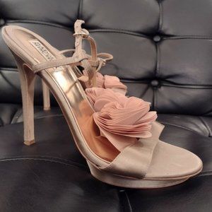 Badgley Mischka Heels 10 M 5 1/2 heel rare